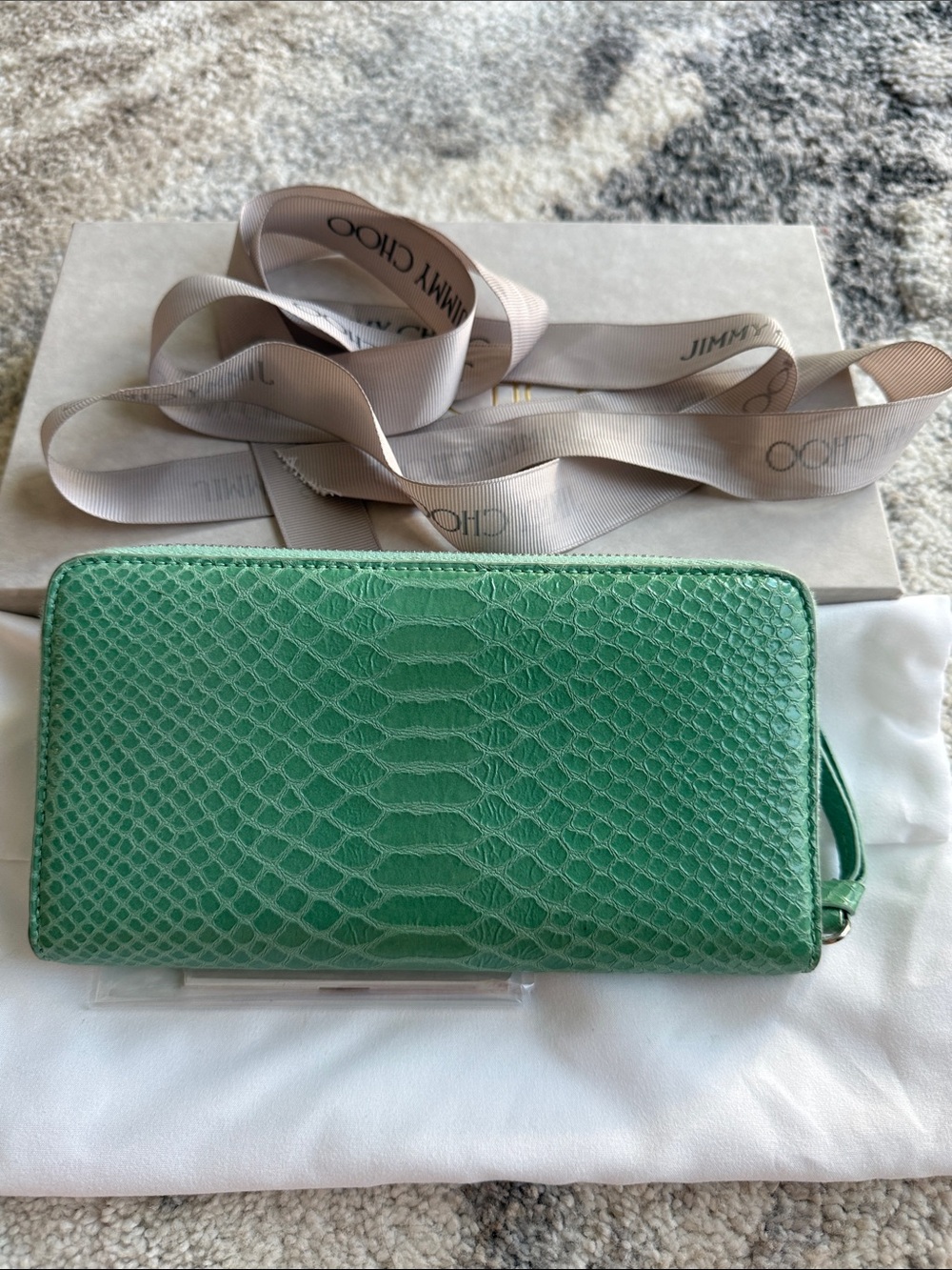 Jimmy Choo Green Python-Embossed Zip Around Wallet - Picture 5 of 10